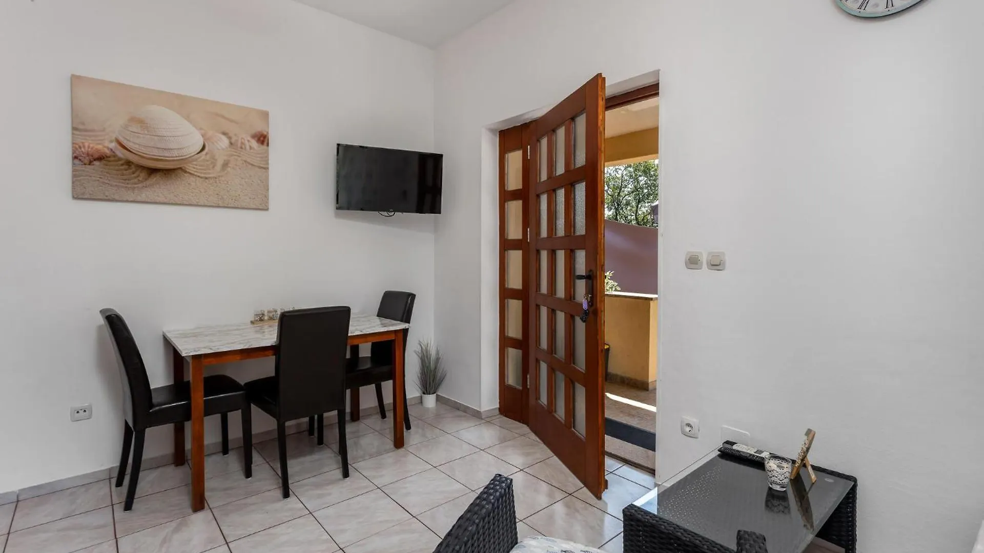 1 Bedroom Cozy Apartment In Kostrena