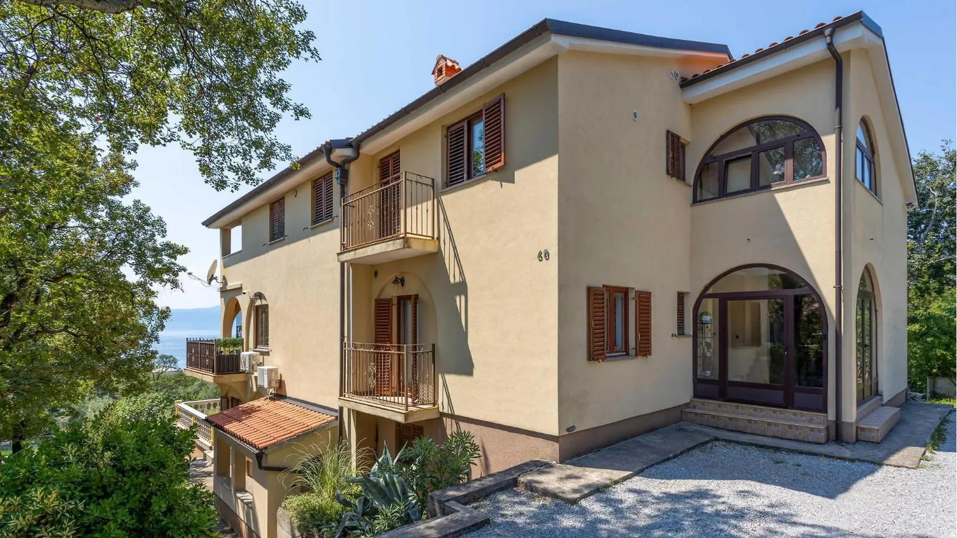 1 Bedroom Cozy Apartment In Kostrena