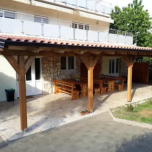 Roko Apartmán